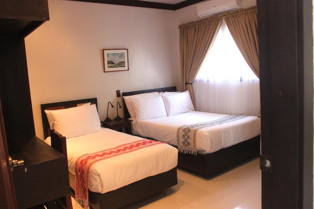 Veranda Hotel Paoay Exterior photo